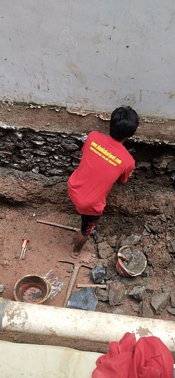 Pembuatan kolam renang