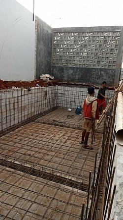 Pembuatan kolam renang