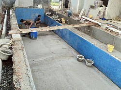 Pembuatan kolam renang