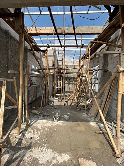 Renovasi rumah