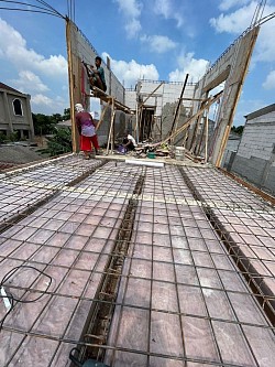 Renovasi rumah